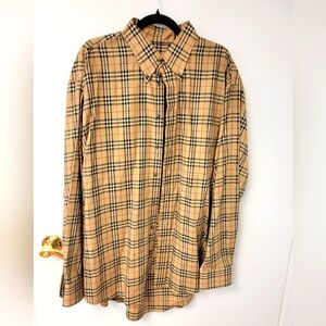 Burberry Buttoned Shirt
